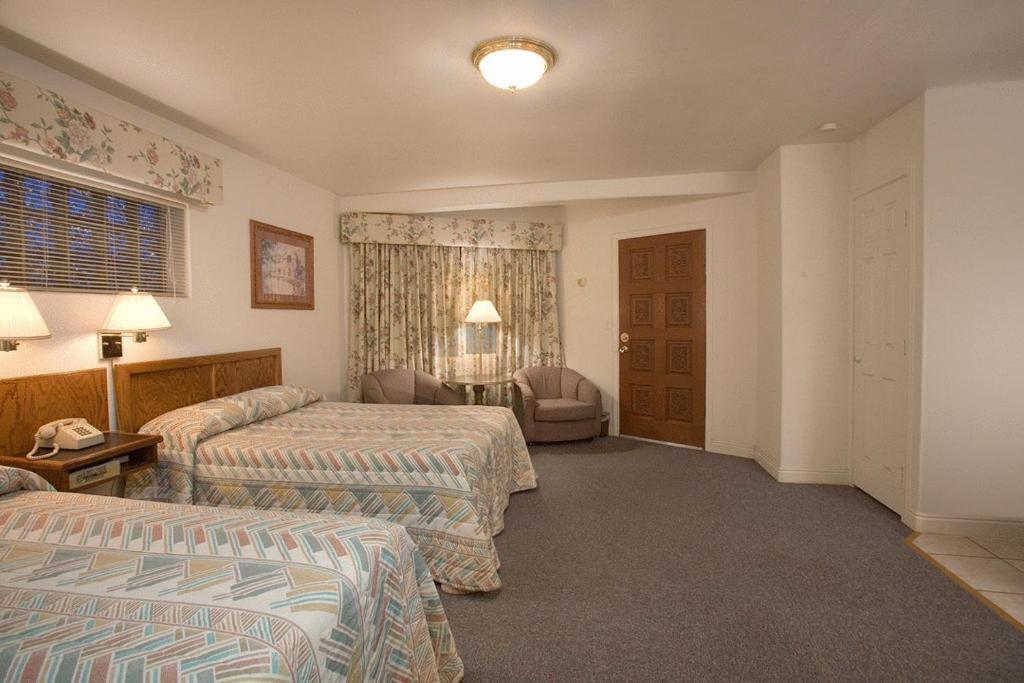 Stagecoach Motel Colorado Springs Szoba fotó